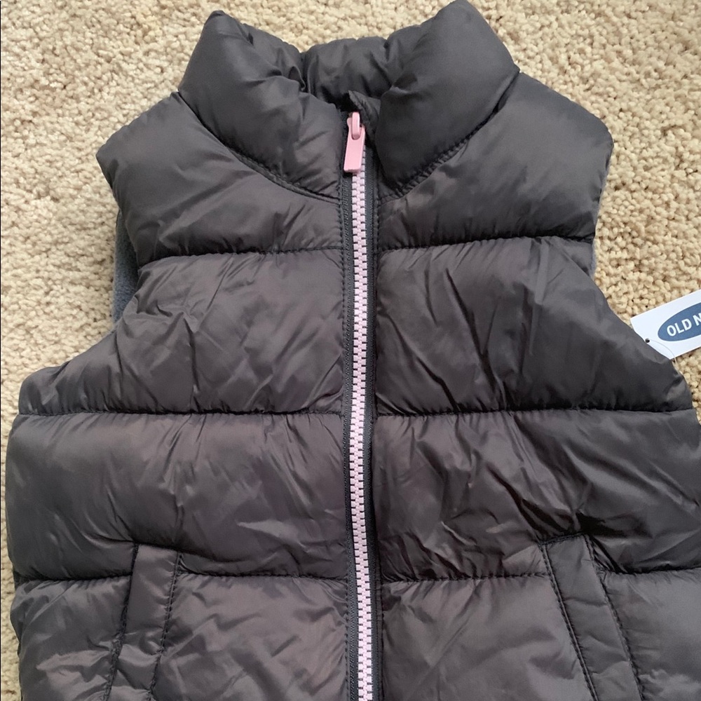 Old navy, toddler girls, puffy vest.